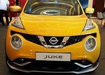 Nissan Juke 2016 - Cần bán Nissan Juke đời 2016, màu vàng, nhập khẩu giá 1 tỷ 60 tr tại Tp.HCM
