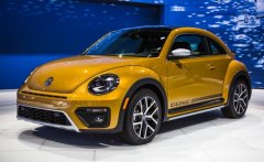 Volkswagen New Beetle Dune 2017 - Bán xe "Con Bọ " Volkswagen New Beetle Dune 2017 giá tốt, màu vàng, nhập khẩu nguyên chiếc. Lh: 0978877754 giá 1 tỷ 450 tr tại Tp.HCM